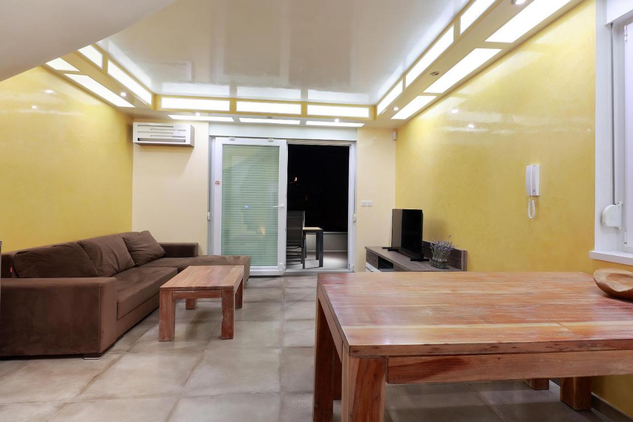 Villa Mainz Novalja Kültér fotó